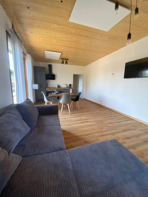 Ferienwohnung Huettenzauber アウグスブルク エクステリア 写真